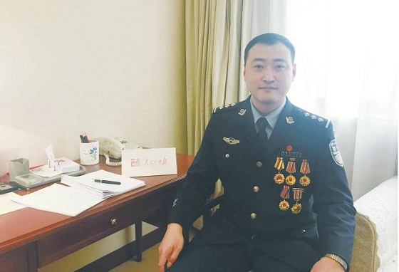 【聚焦两会】公安系统人大代表谈加强党风廉政