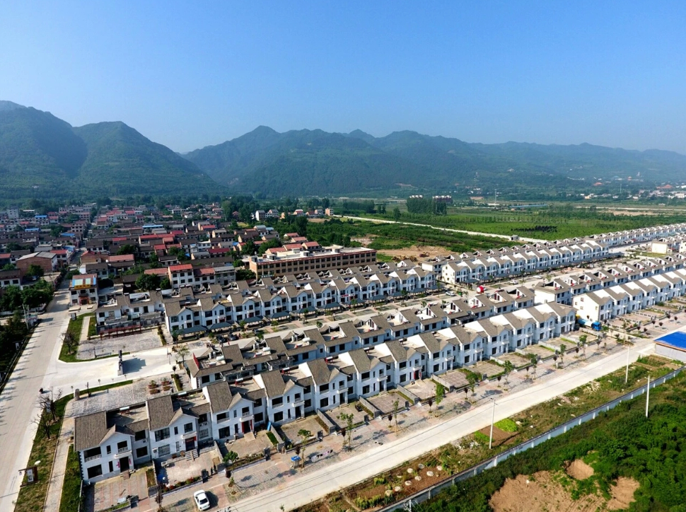 美丽乡村+垃圾围村？