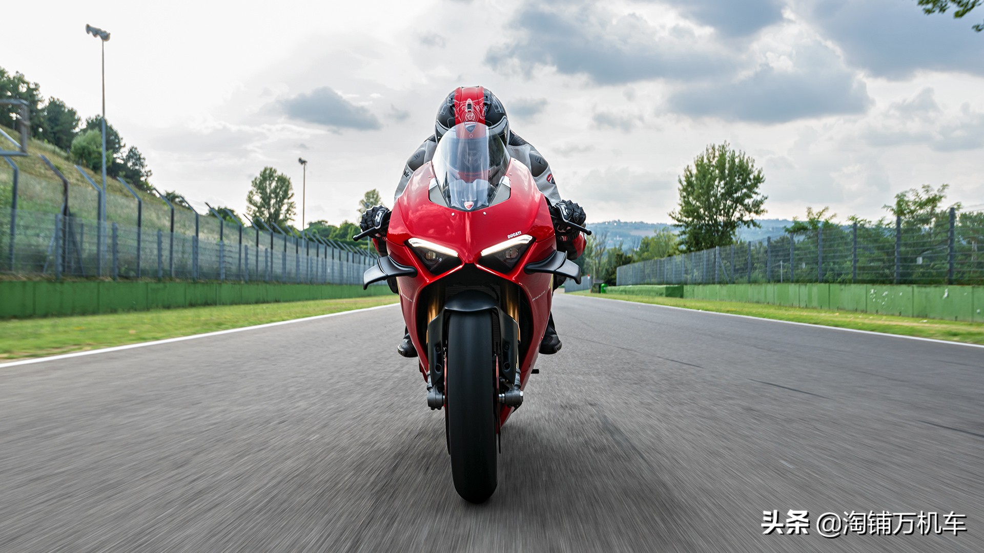 杜卡迪Panigale V4/V4s店中国宣布公布 市场价23.八万/29.八万