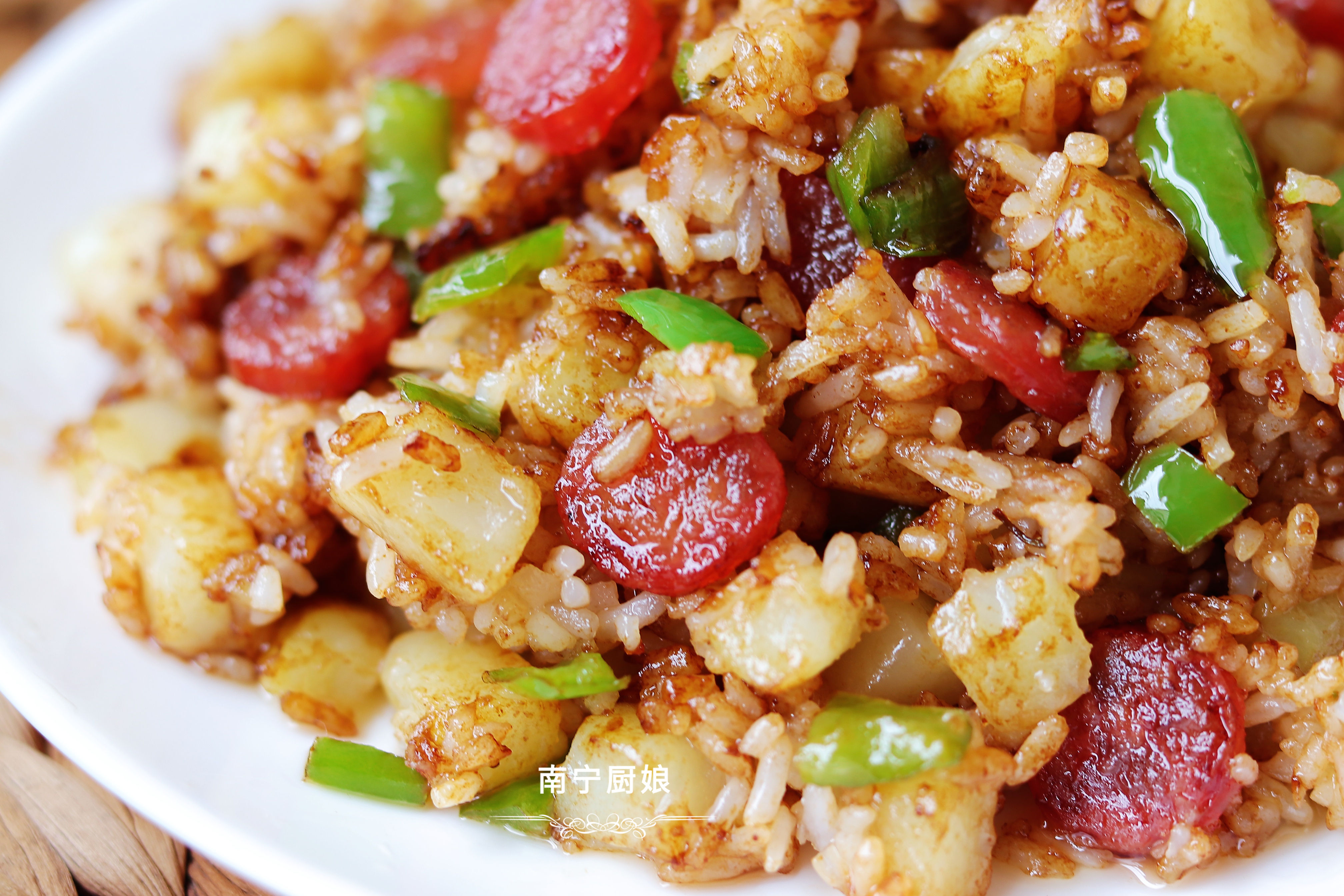 臘味炒飯我只服這做法，做法簡單又美味，我家一周連吃7次不嫌膩