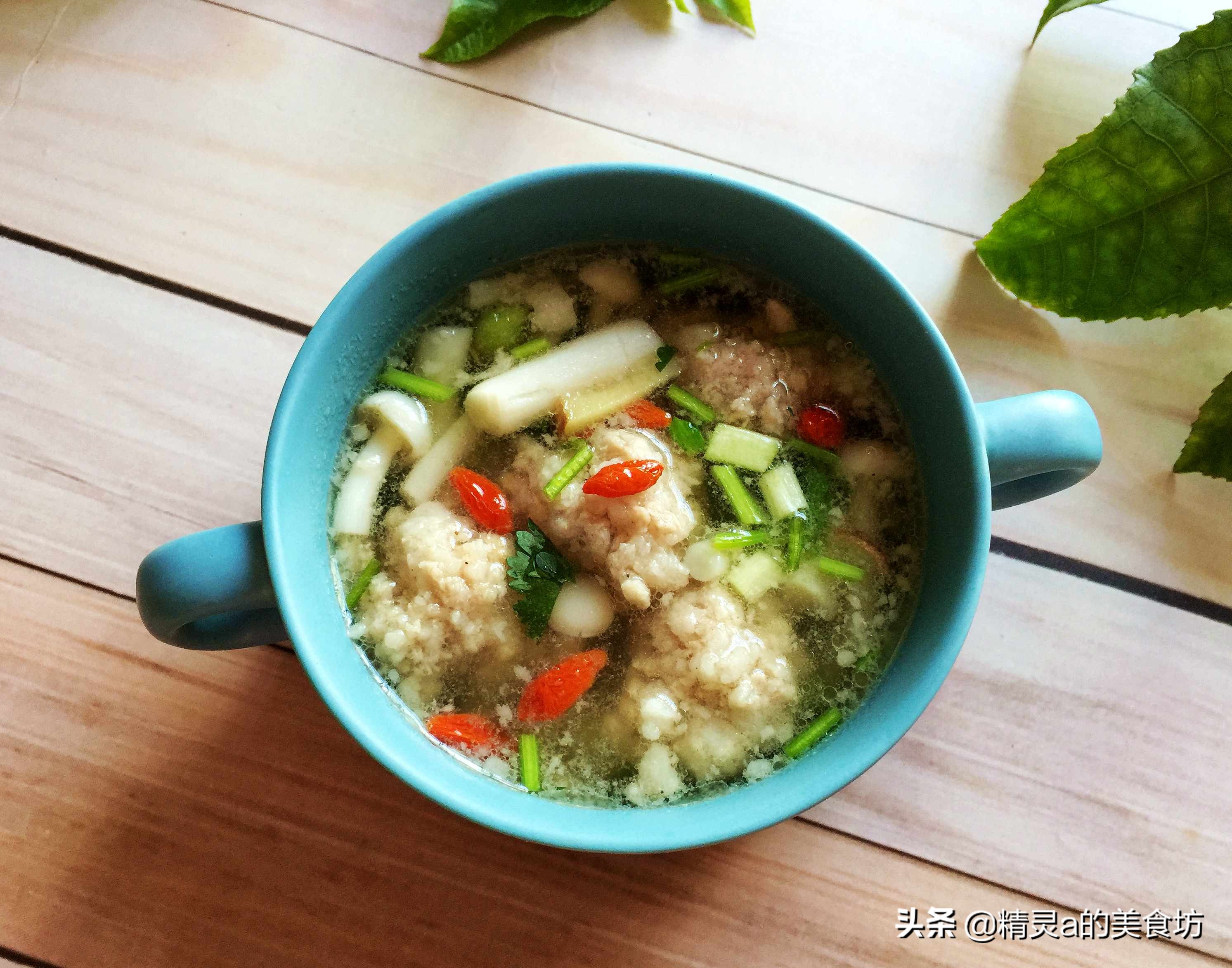 An 8-year-old kid wants to drink this soup. It is simple and easy to make. It is not nourishing. No wonder they don’t drink enough.