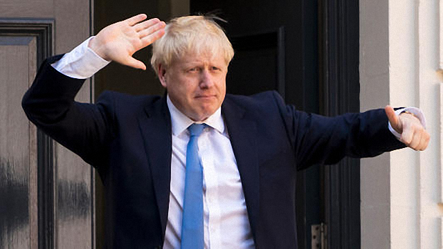英首相自称“亲华”后，“击落中俄卫星”舆论炸锅，中方火速回应