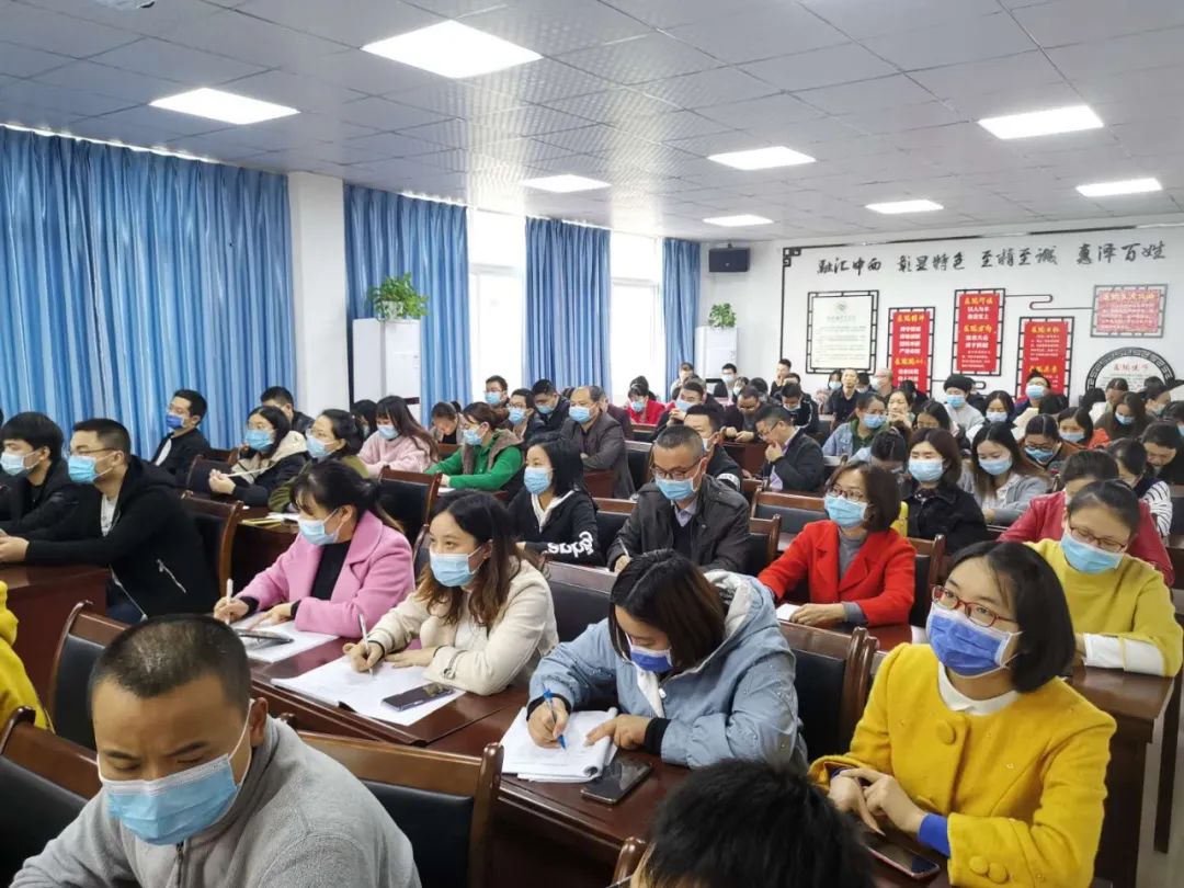 强化疫情防控 南部县中医院开展新冠肺炎防控知识培训会