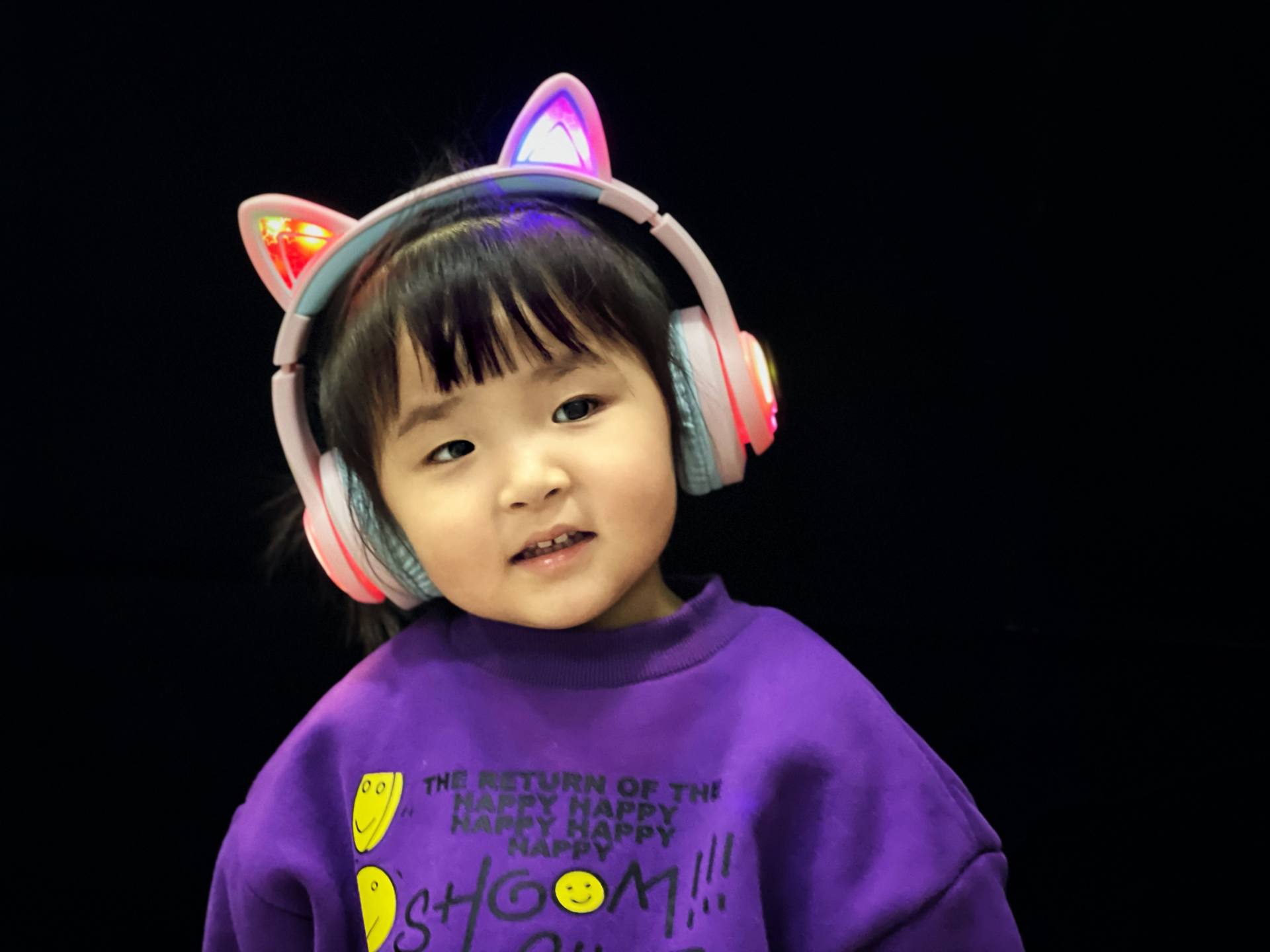 儿童上网课Tribit趣倍BTH13头戴式发光蓝牙耳机体验