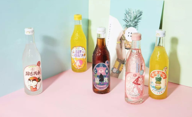 又一中国老品牌“复活”，成为饮料界的黑马，