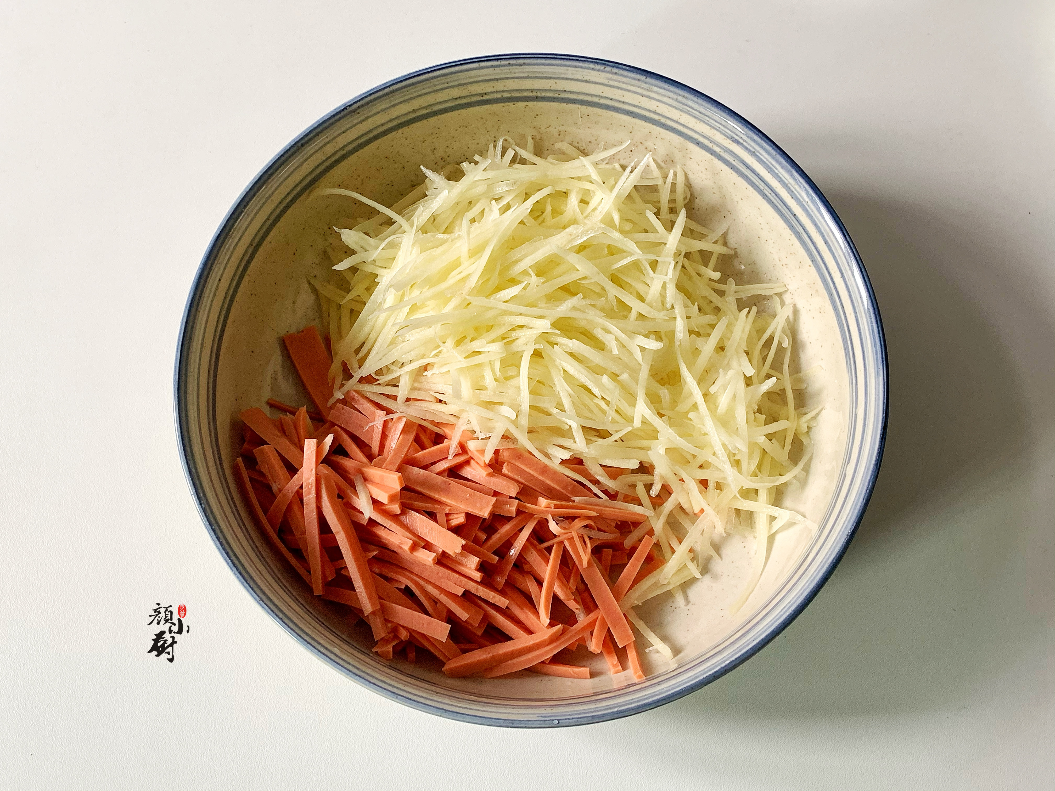 我家土豆從來不炒著吃，簡單一做，金黃香脆，大人小孩都愛吃