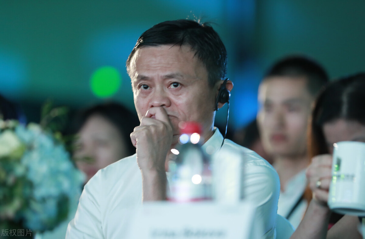 马云退了，刘强东隐了，黄峥辞职了！中国电商“寂寞如雪”了吗？