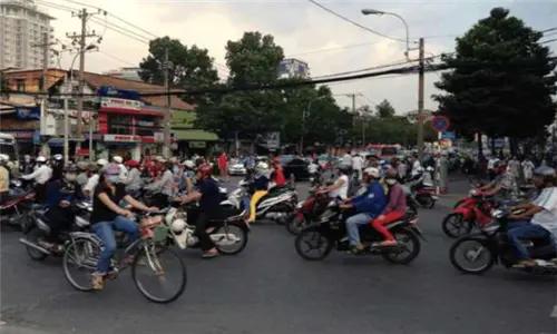 败走东南亚，市场份额从85%跌至不足1%，国产摩托车的问题在哪？