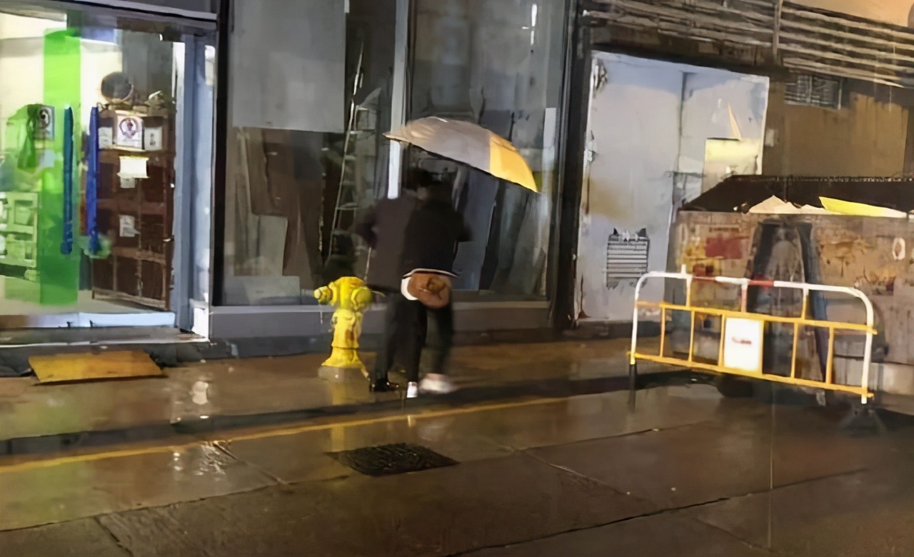 郭晶晶的婚姻：活得不像豪门，却拥有真正的幸福
