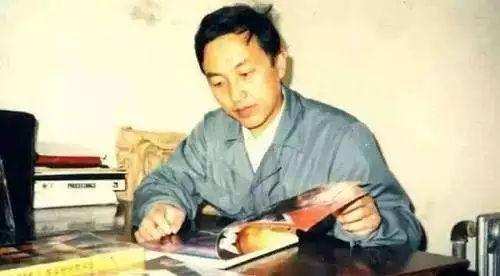 她36岁患癌，38岁离婚，放弃千万年薪跟车夫打交道，为什么？