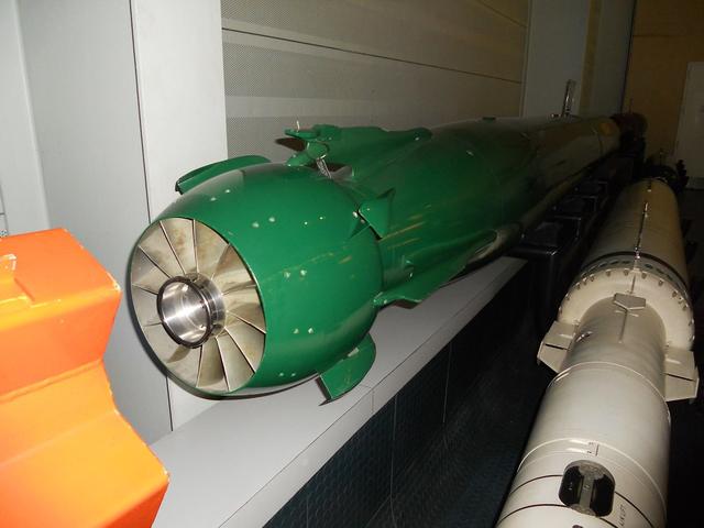 一枚美国鱼雷一千万，三枚买一架枭龙战机！猜