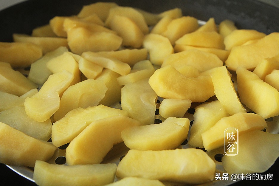 秋天，遇到此水果我一买就是十斤，做成健康零食，酸甜软糯吃不够