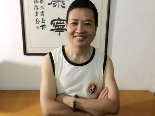 人民日报罕见痛批！吴亦凡丑闻快本难辞其咎，彻底整治势在必行？