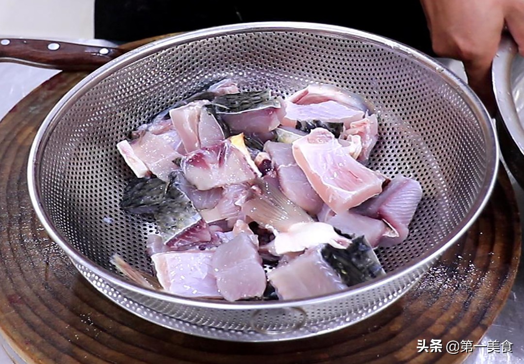 圖片[3]-【剁椒魚塊】做法步驟圖 鮮嫩可口 香辣下飯-起舞食譜網