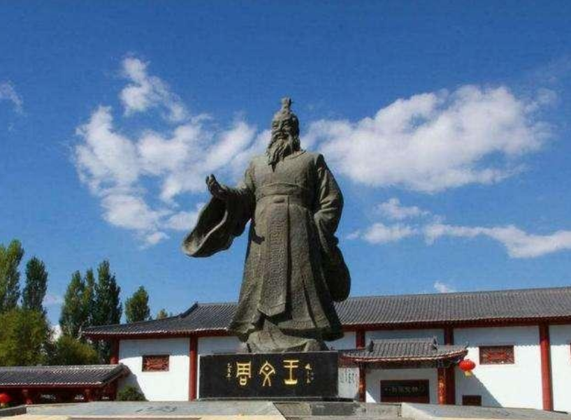 周文王姬昌是怎样的人，他是如何奠定了取代商朝的统治基础的？
