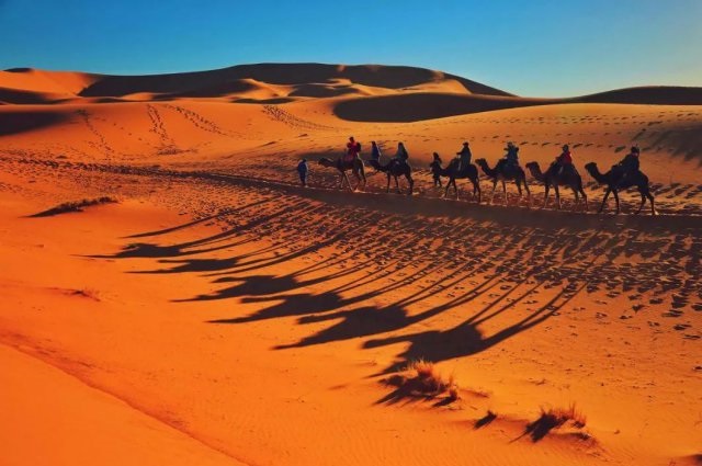 ​地球有两只“眼睛”：一只在非洲，一只在中