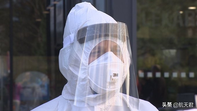 必须给予深刻教训！捷克表面讨好中国，却触碰