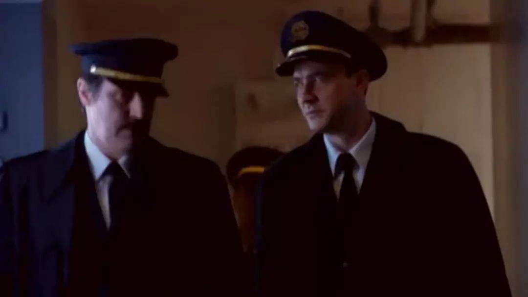 27 years ago, Russia's 1 captain let his 15-year-old son fly the plane ...