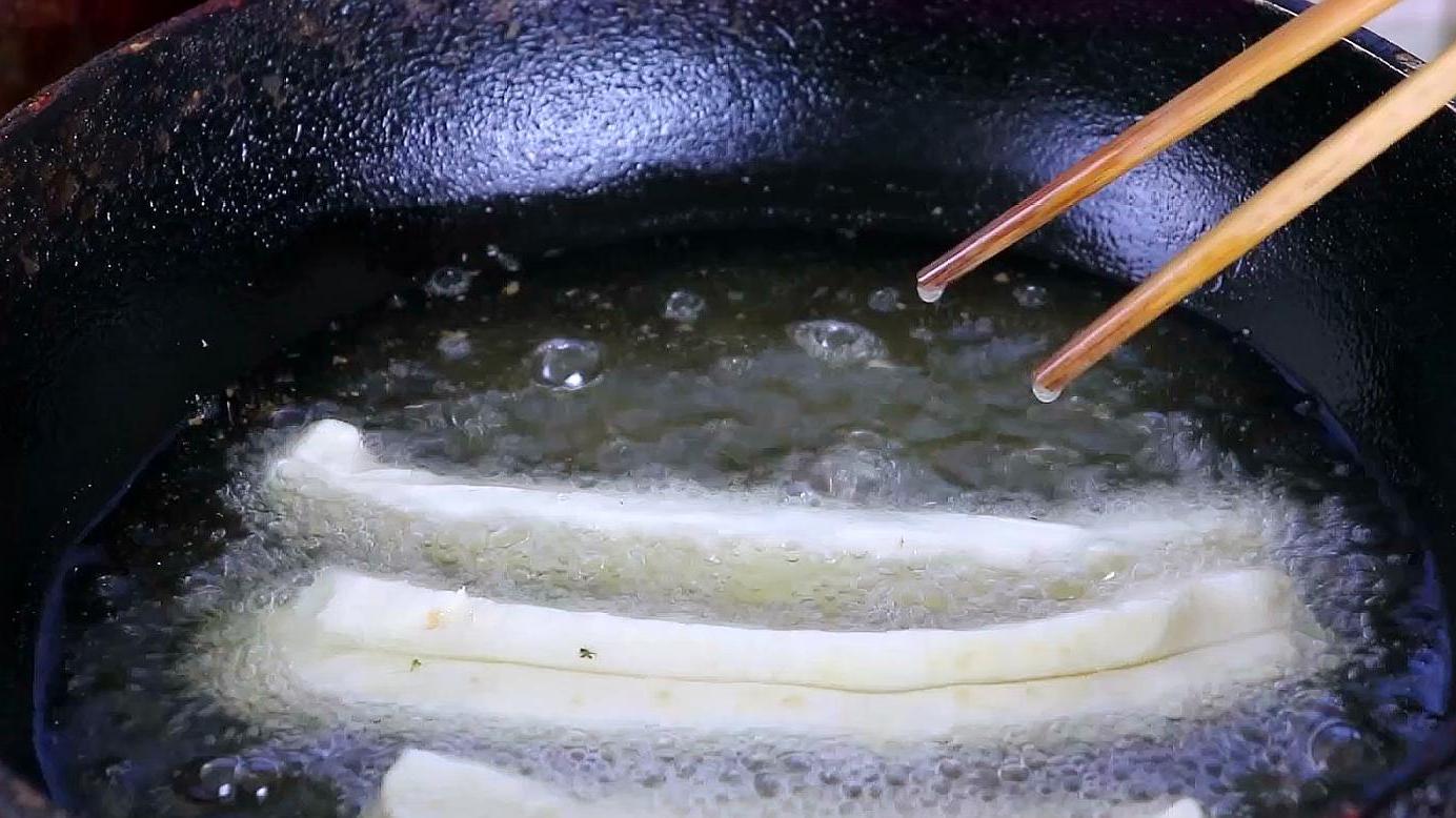 教你傳統正宗老油條做法，不放雞蛋，不加酵母粉，小時候的味道