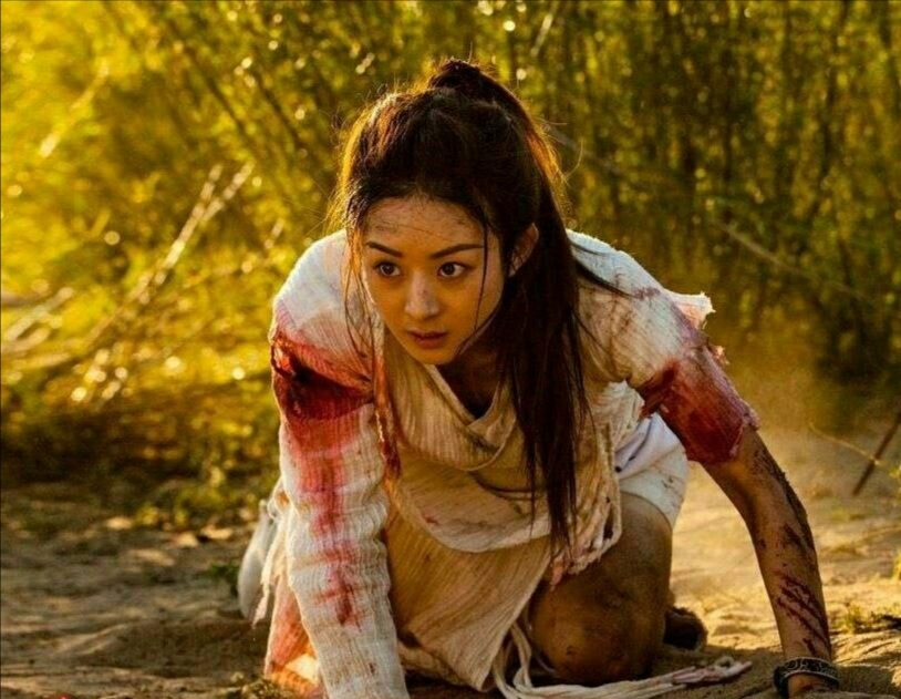 郑爽遭网友炮轰，不敬业还嘚瑟，粉丝再多也架