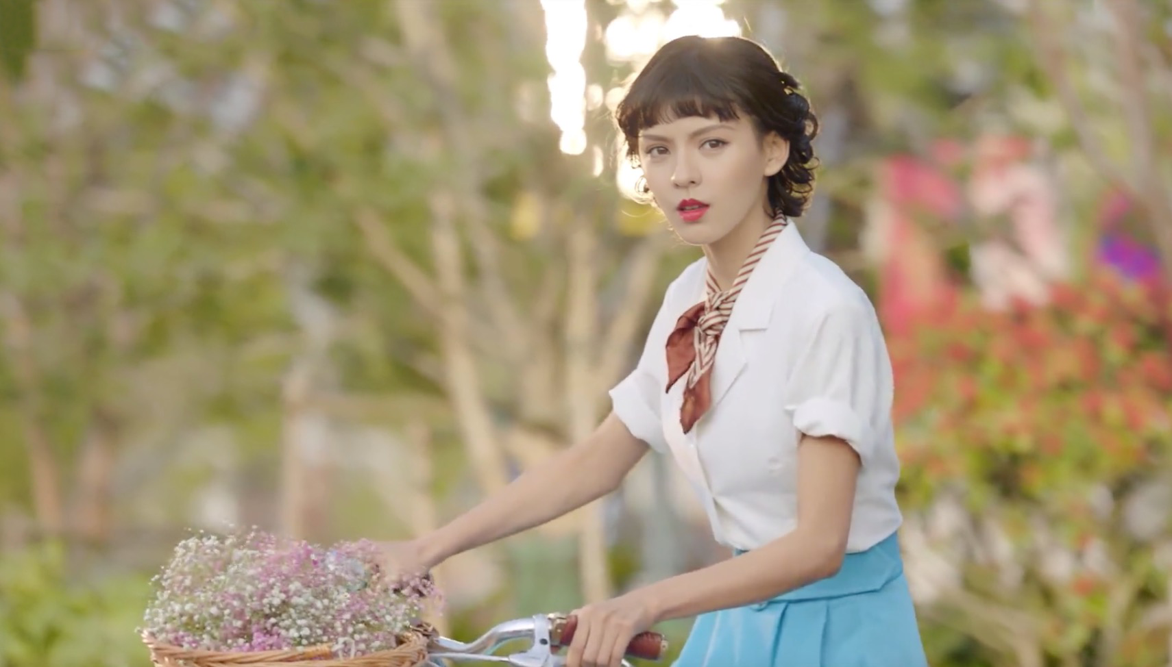 傻白甜偶像剧又火一次，在颜值面前剧情差不算