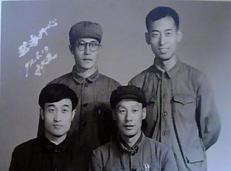 14 photos of Dalian in 1972 - iNEWS