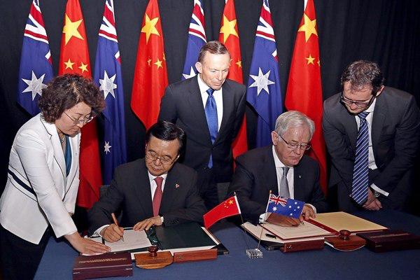 在被中國製裁後，澳大利亞損失慘重，為何還要繼續攻擊中國？