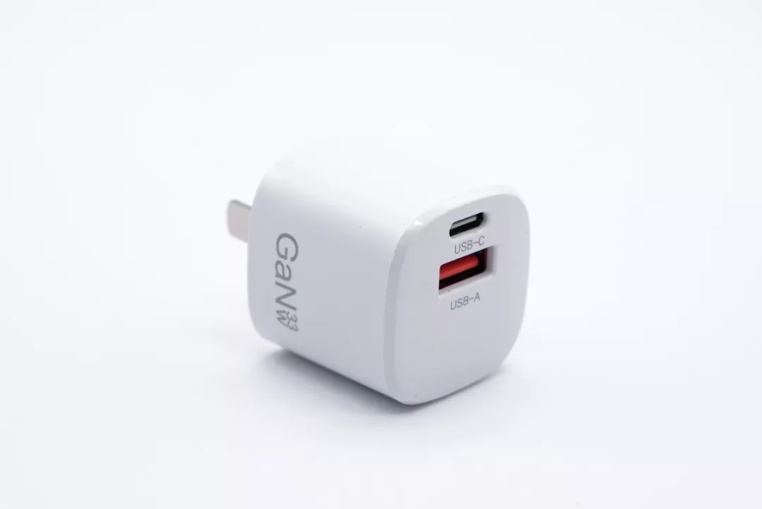 iPhone 13新机即将发布，35家工厂推出上百款快充新品