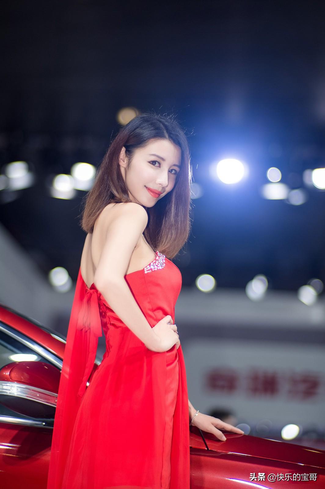 Appreciation of the beautiful pictures, the "Sweet Car Beauty" at the