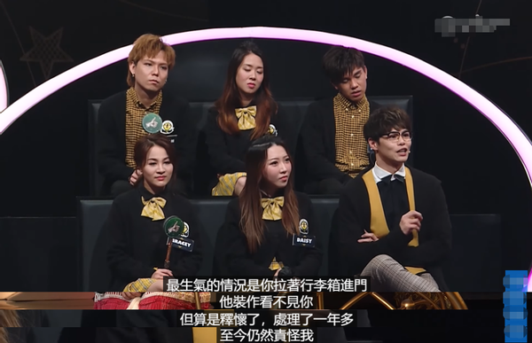 露面|78岁夏雨携子露面 满脸褶子下巴连脖子曾因儿子见女友生气一年