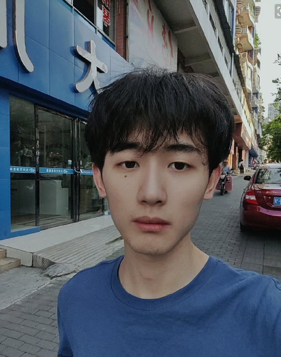 图文]李知恩一夜爆火，千万主播成名之路，斗鱼功不可没_斗鱼李知恩是 