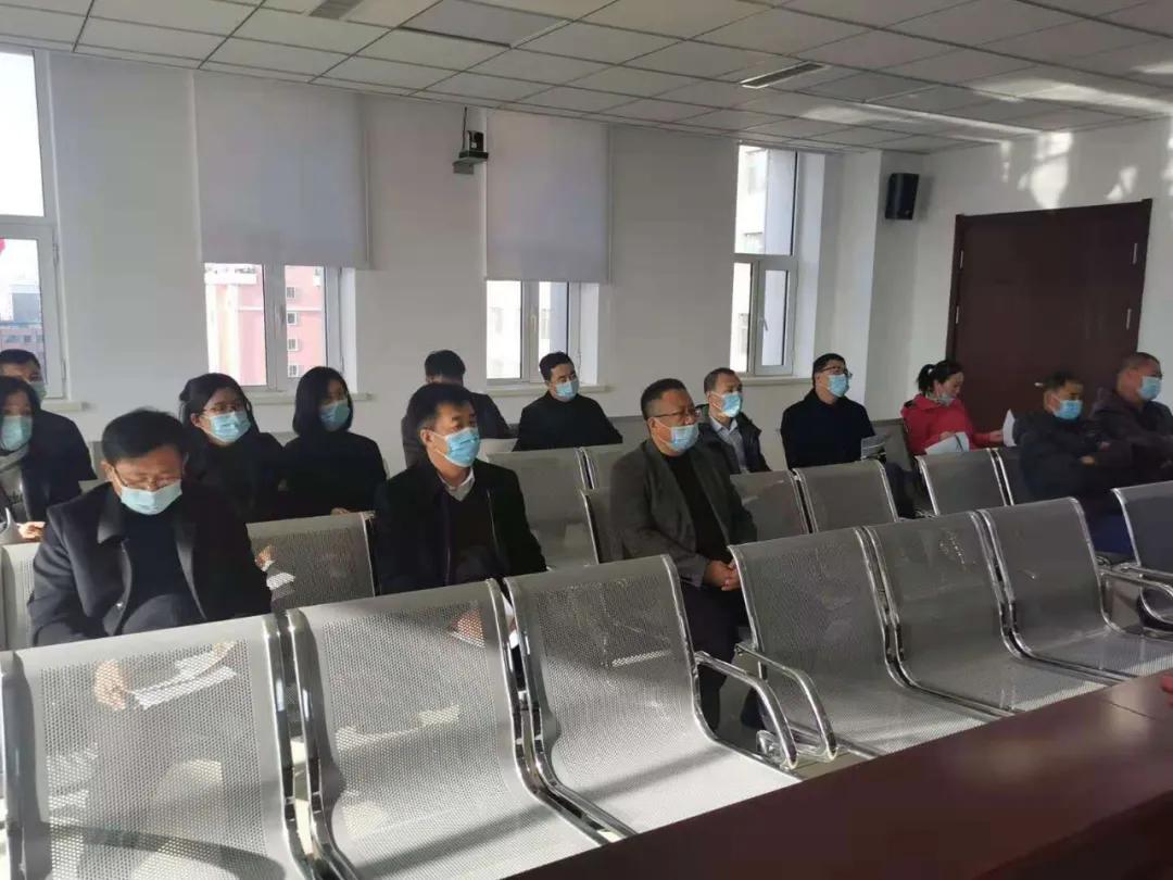 大安法院：邀请人大代表视察工作，增强公开透明度