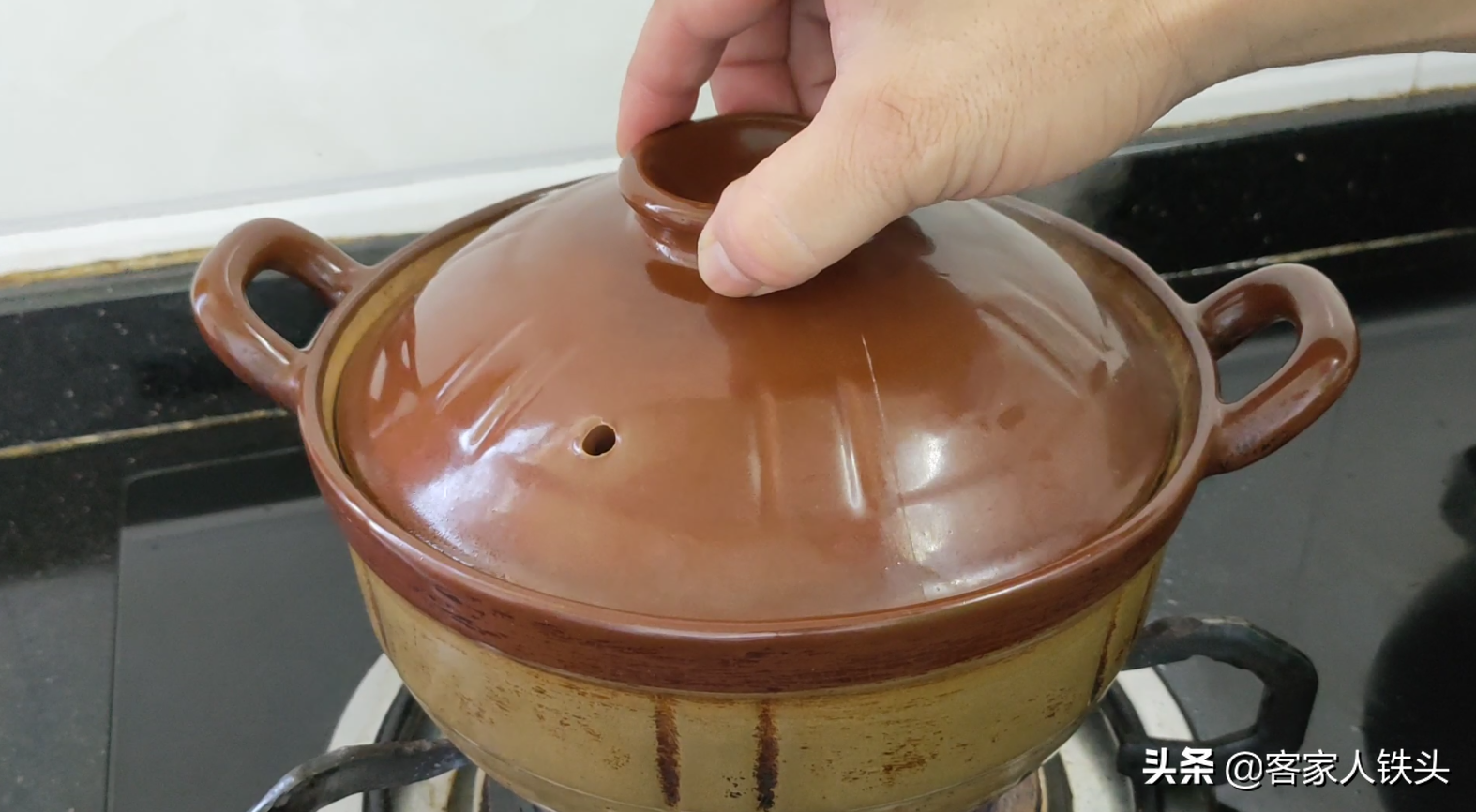 我家待客少不了一锅美味，天热配它一起做超开胃，一开盖流口水了