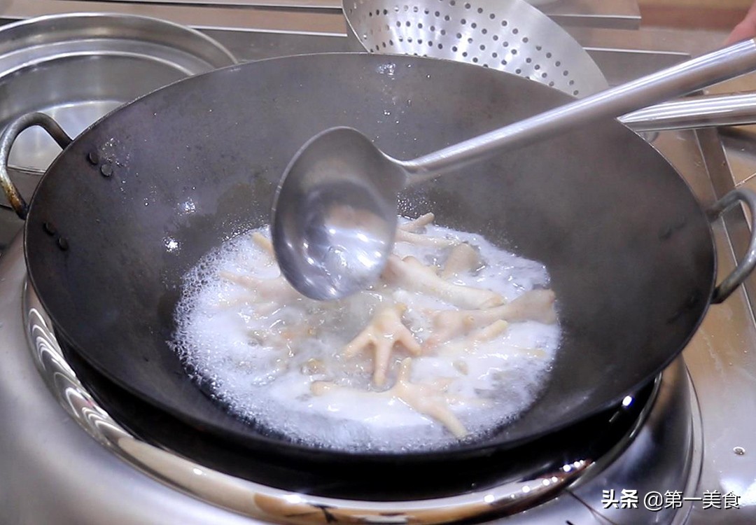 图片[5]-【酱香鸡爪】做法步骤图 直接下锅焖 酱香十足又入味-起舞食谱网