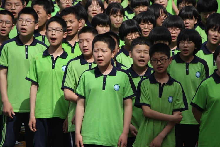 “清华馒头神”来邯郸临漳四中作励志报告，他是农民，逆袭成学霸