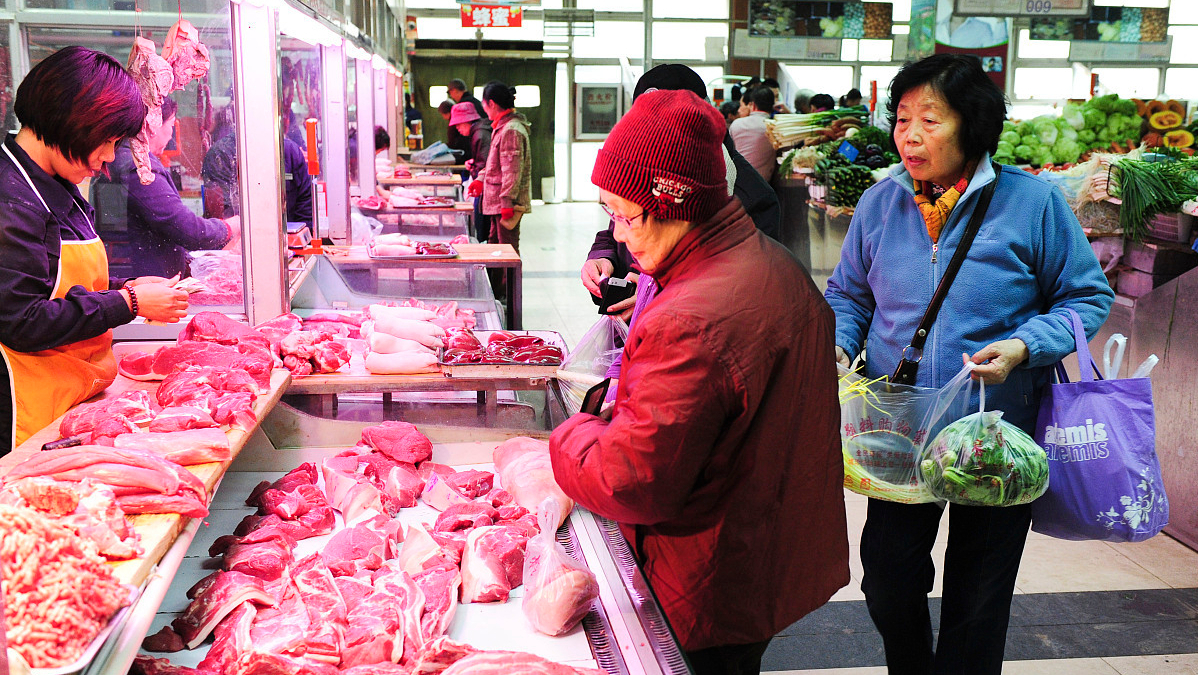 猪价、肉价“跌不停”，肉价大跌13.5元，猪价跳水反弹在即？
