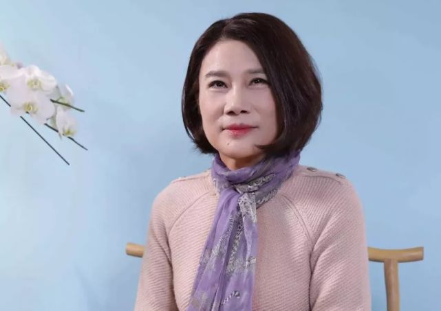 996已不够用，董明珠说自己30年没休假了，我们应该学习么？