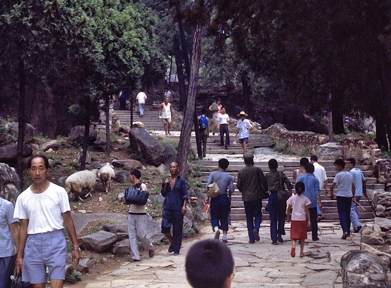 老照片：1983年的山東泰山，這才是原汁原味的泰山景觀