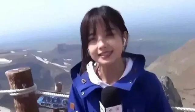 央视最美记者，王冰冰的美貌进化史