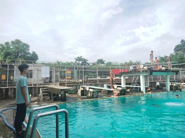 全红婵发10元红包请队友小佳吃雪糕！教练：小佳当初天赋不逊红婵