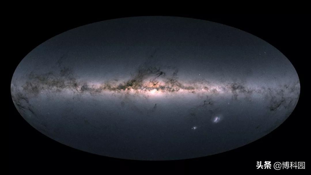 银河系中的最大结构被发现，长达9000光年，但直到现在才看到它