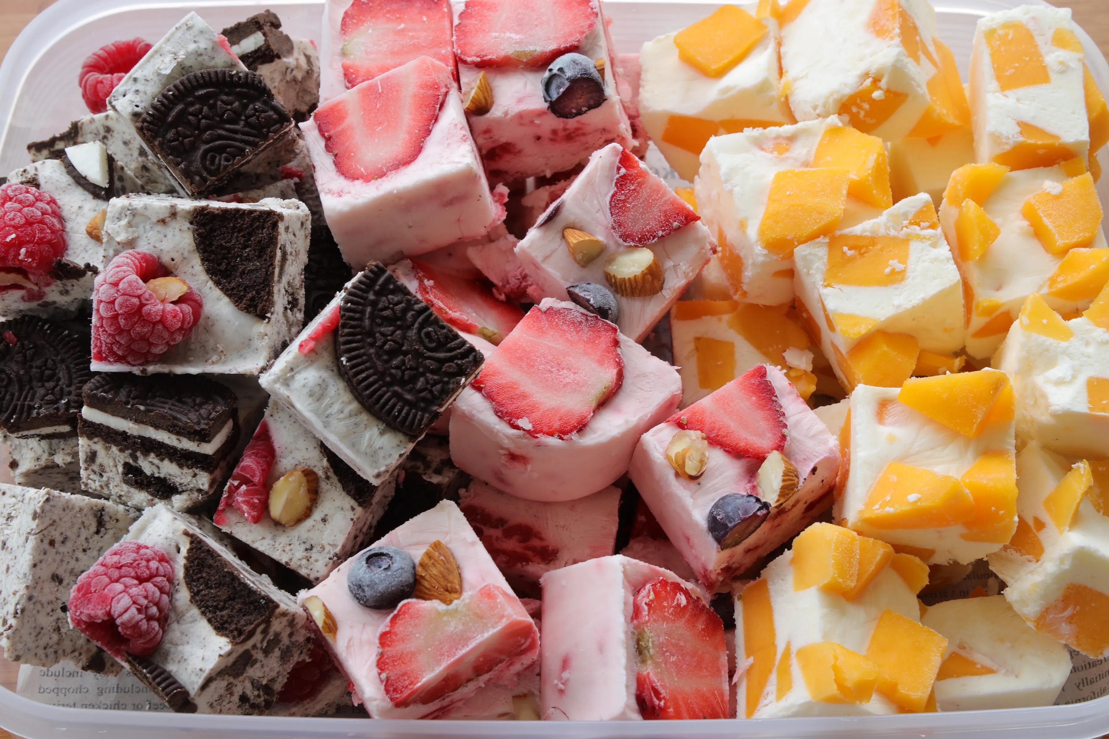 夏天別吃雪糕了，教你超火的厚切酸奶，甜而不膩，冰冰涼涼特過癮