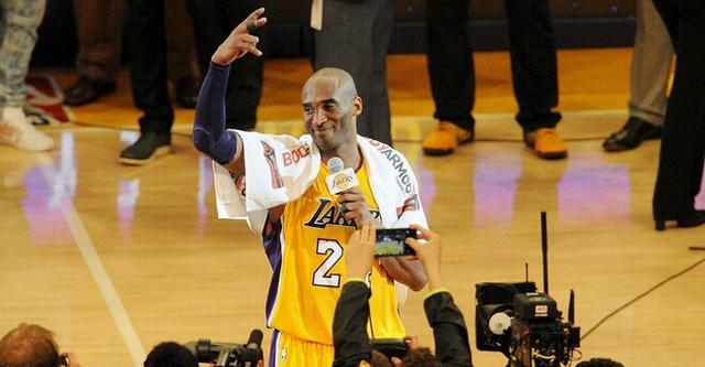 一战|科比最后一战签名门票被拍卖！成交价达40590美元 科比天价纪念品已不罕见