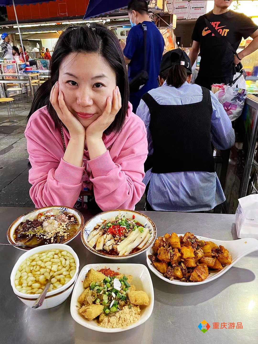 重庆小两口环游中国：西昌美食之旅，包浆豆腐一定要来两份
