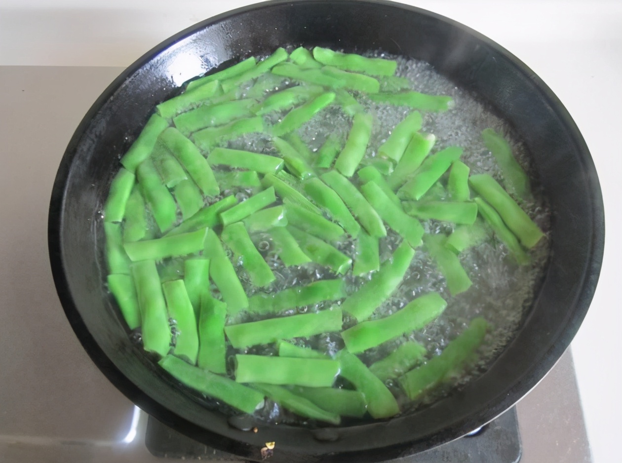 做菜時，遇到這3類食材要焯水！ 不管多著急，都不能少了這一步