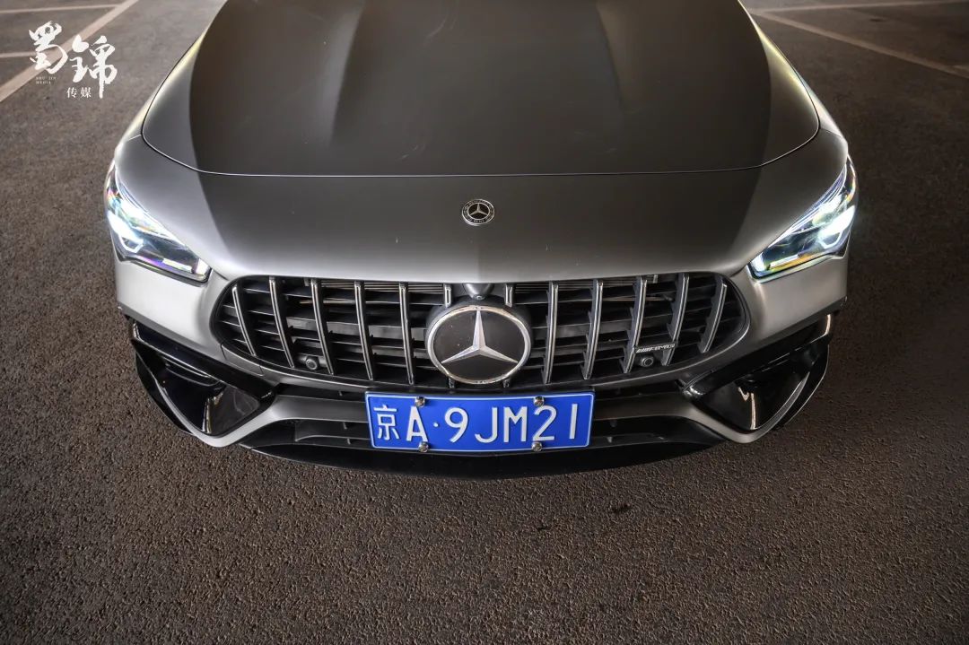 2.0T发动机原厂421马力，这款奔驰钢炮有何过人处