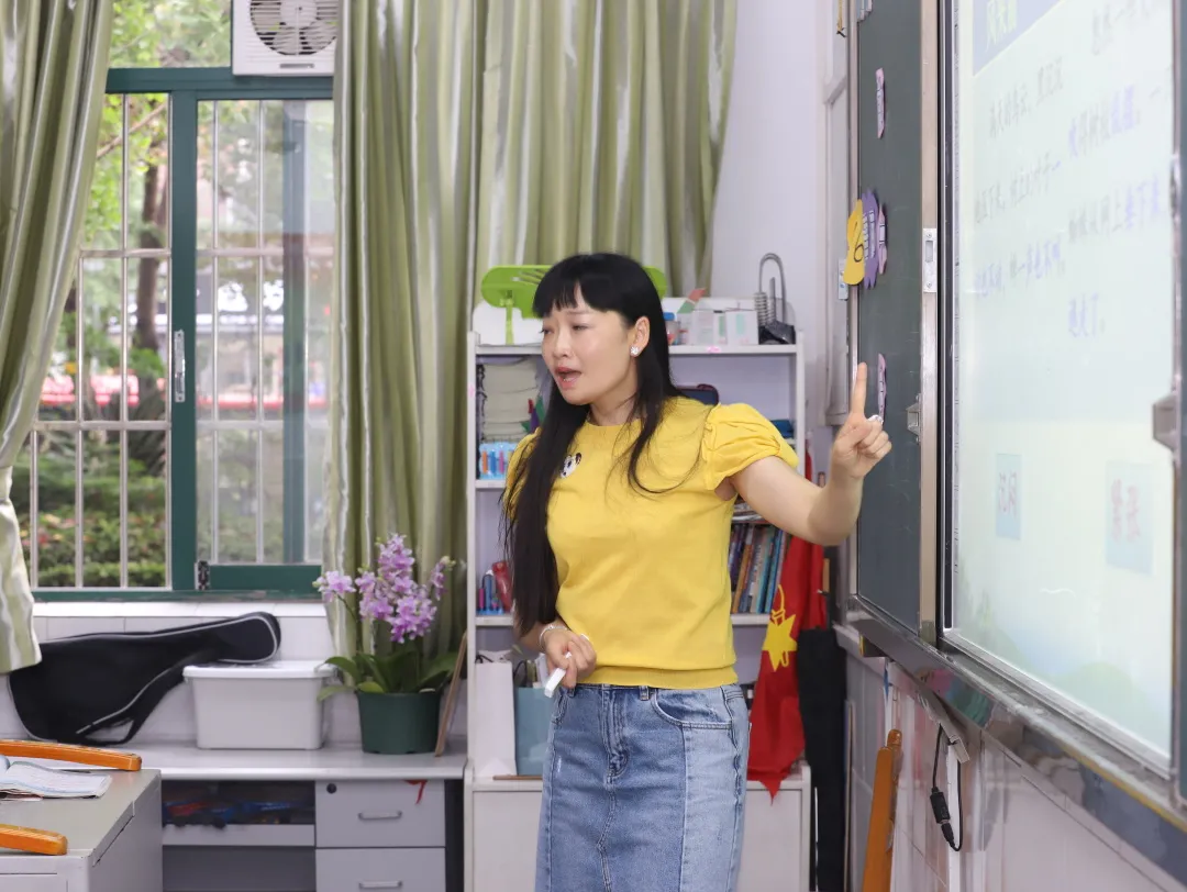 走进南小 见证成长丨天府新区南湖小学2021春家长开放日活动