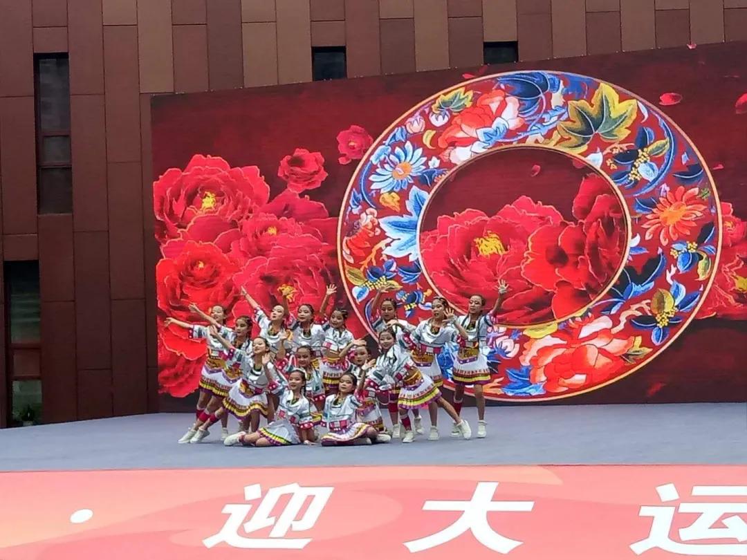 贺丨成都天府新区合江小学在四川省排舞比赛合小精灵喜获佳绩