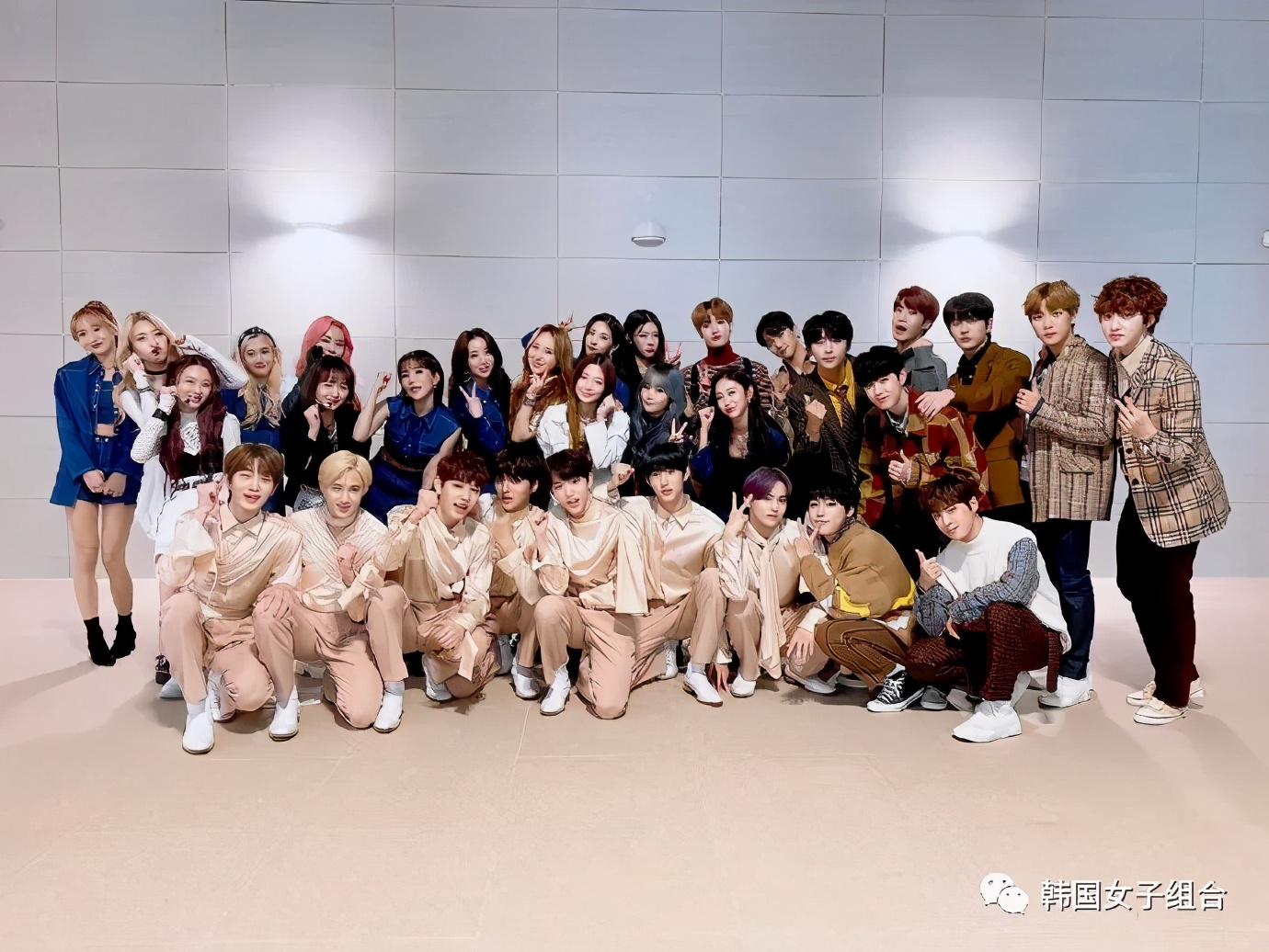 啊,好多漂亮哥哥姐姐,lcy的眼光真的很好,wuli大无限也要尽快安排上