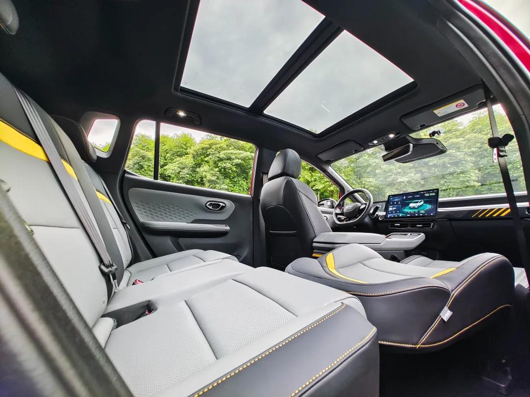 百闻不如一见，AION Y怎么会有那么大的空间？